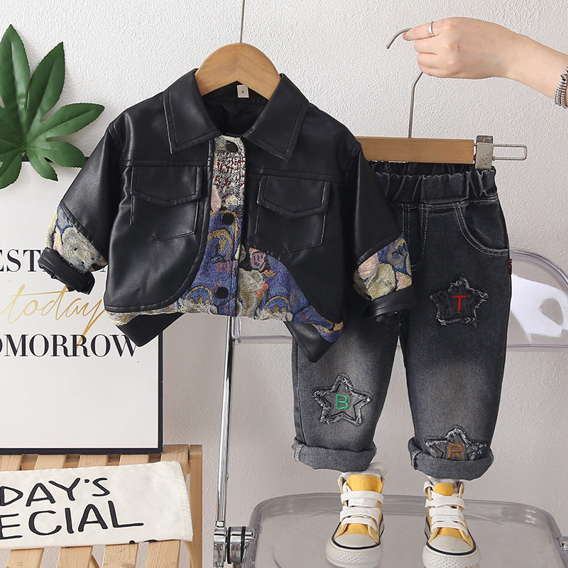 Boys' Autumn Outfit 2026 New Spring-Autumn Style Infants and Toddlers, Stylish Jacquard Bear Leather Jacket Three-Piece Set for Babies