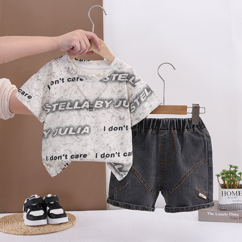 Baby children's clothing summer set, 2026 new stylish clothes for infants and toddlers, boys' two-piece short-sleeve set with letter necklace