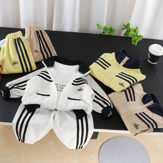 Boys' Vertical Stripe Sports Suit 2026 New Fashionable Children's Baby Clothes for One-Year-Old Boys Spring and Autumn Style