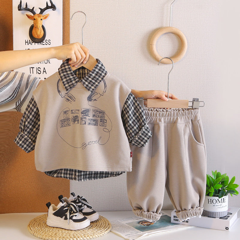 Boys' outfit new children's clothing, Korean-style plaid earphone vest three-piece set, fashionable stylish for toddlers in spring and autumn
