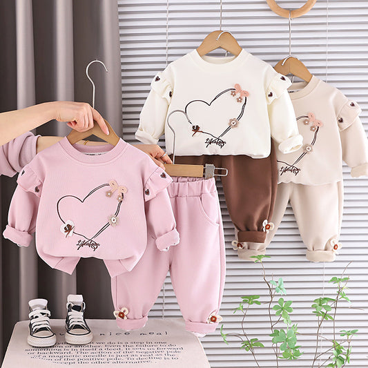 Girls' Spring and Autumn Outfit, Stylish New 2026 Model, Baby Girl's Casual Long-Sleeve Heart-Shaped Two-Piece Set, Trendy Infant Clothing