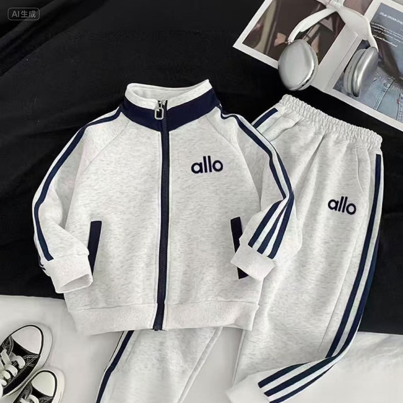 Fleece-Lined Zipper Jacket Set: Trendy Children's Autumn and Winter Casual Sports Fashion Sweatshirt Set for Older Kids