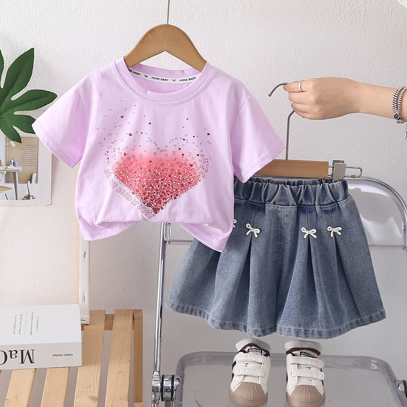 Baby Short Sleeve 2026 New Style Girls' Heart-Shaped Rhinestone Summer Outfit Shorts Infant Two-Piece Set Wholesale