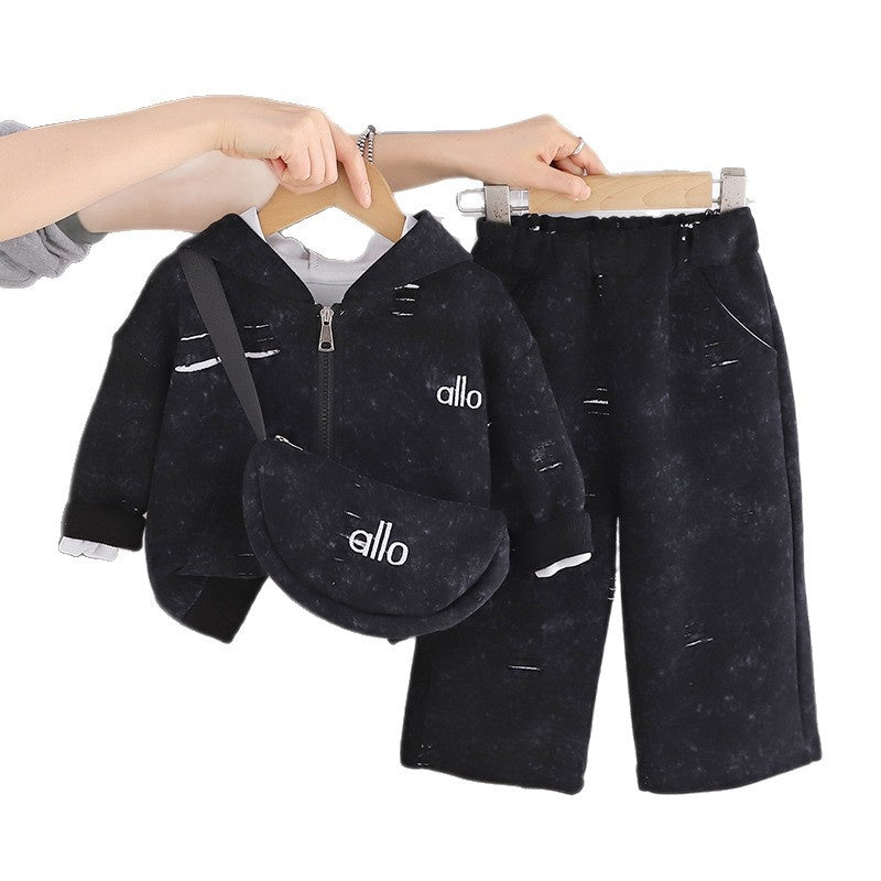 Boys' Outfit: Stylish Fashionable Hooded Jacket with Crossbody Bag and Straight Pants Two-Piece Set for Baby Boys in Spring