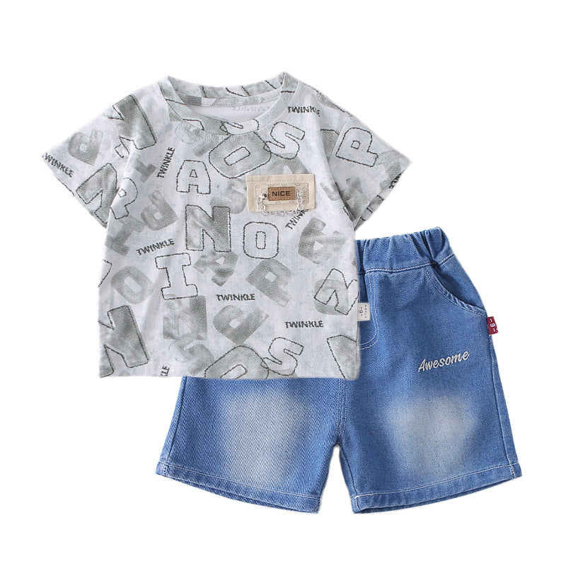 Boys' Summer Outfit 2026 New Fashionable Toddler Chest Tag Necklace Short Sleeve Shorts Baby Boy Two-Piece Set