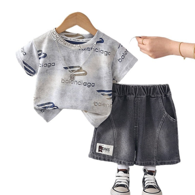 Boys' Stylish Outfit 2026 New Model for Toddlers, Lightweight Summer Wear with Jacquard Letter Print Short Sleeve Two-Piece Set