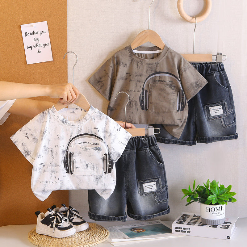 Boys' short-sleeve suit, 2026 new stylish design with earphone pocket, summer clothing for infants and toddlers, two-piece set