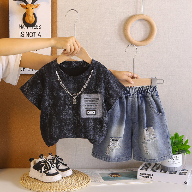 Boys' Outfit 2026 New Style Baby Pocket Necklace Korean Fashionable Children's Clothing Versatile Trendy Summer Two-Piece Set