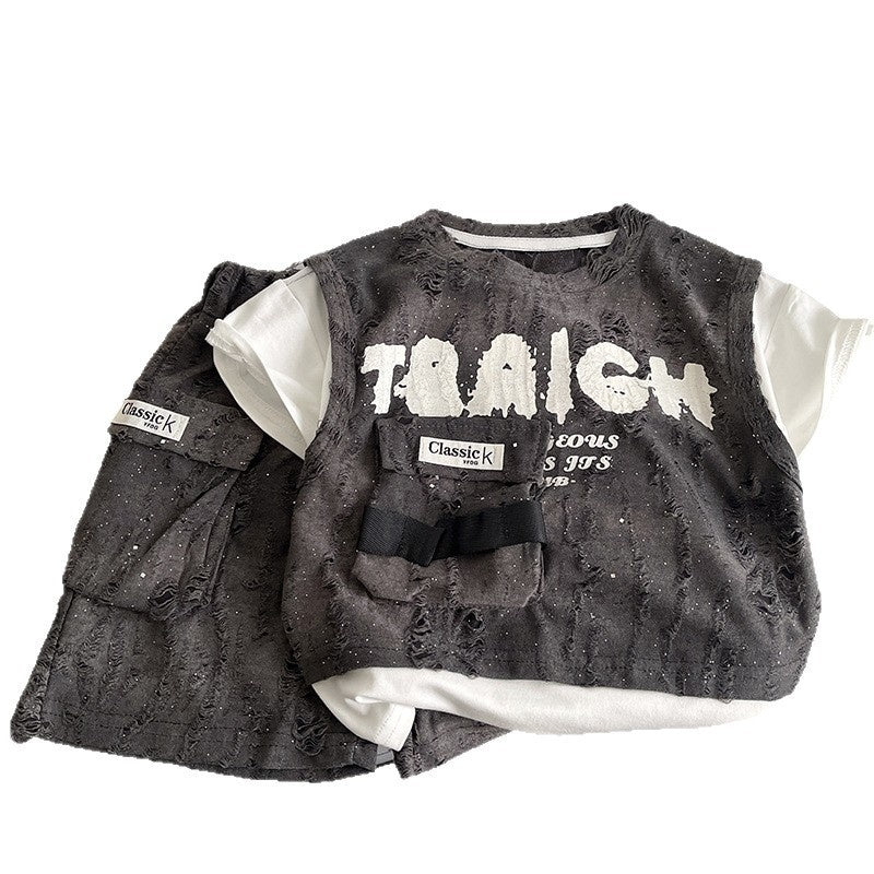 Boys' Outfit 2026 New Fashionable Letter Print Ripped Short Sleeve Baby Summer Shorts Children's Clothing