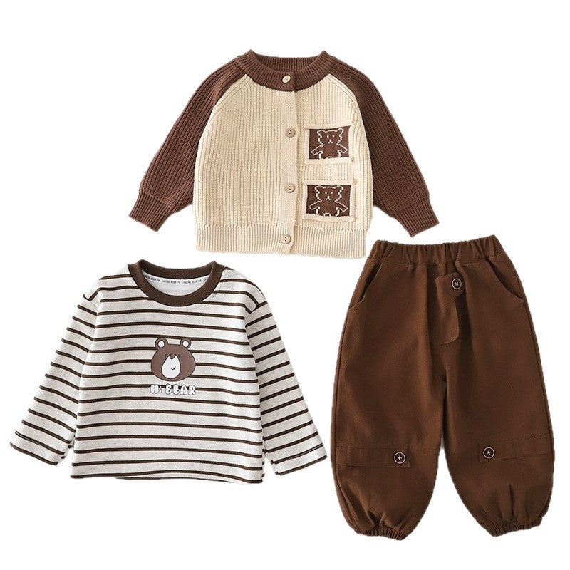 Stylish and fashionable color-blocked knitted bear three-piece suit baby boys, handsome spring outfit for toddlers, Korean-style trendy boys' clothing