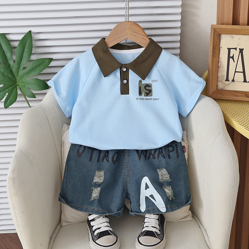 Boys' Outfit 2026 New Cool and Stylish Children's Summer Clothes Baby Letter Print Turn-down Collar Short Sleeve Two-piece Set Trendy